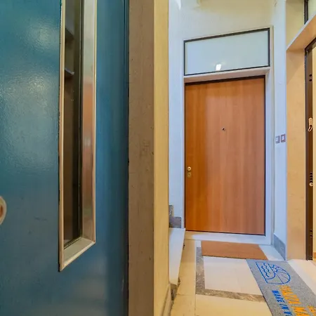 Beb Piazza Marconi 4*