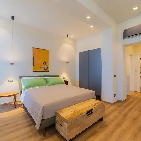 Bed & Breakfast Beb Piazza Marconi