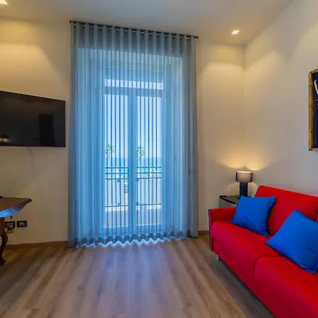 Beb Piazza Marconi Panzió 4*